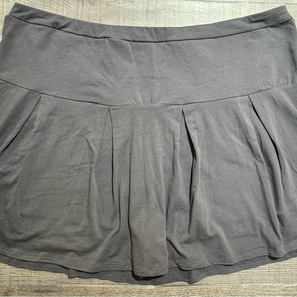 Grayson Threads Grey Skort Size 2X‎
